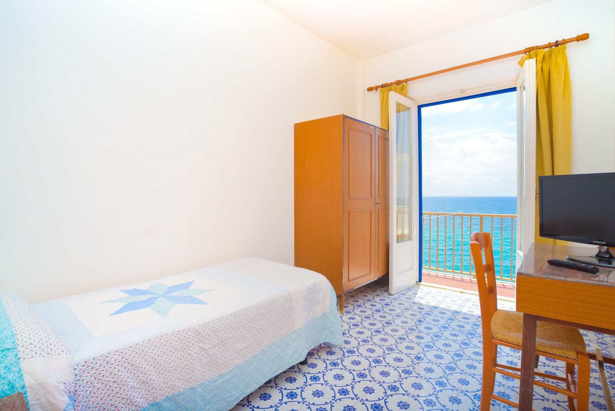 Hotel Regina Del Mare Barano dʼIschia Buitenkant foto
