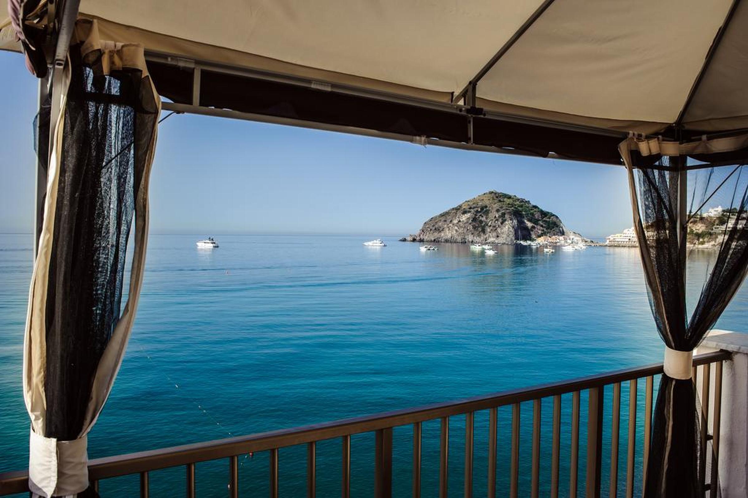 Hotel Regina Del Mare Barano dʼIschia Buitenkant foto