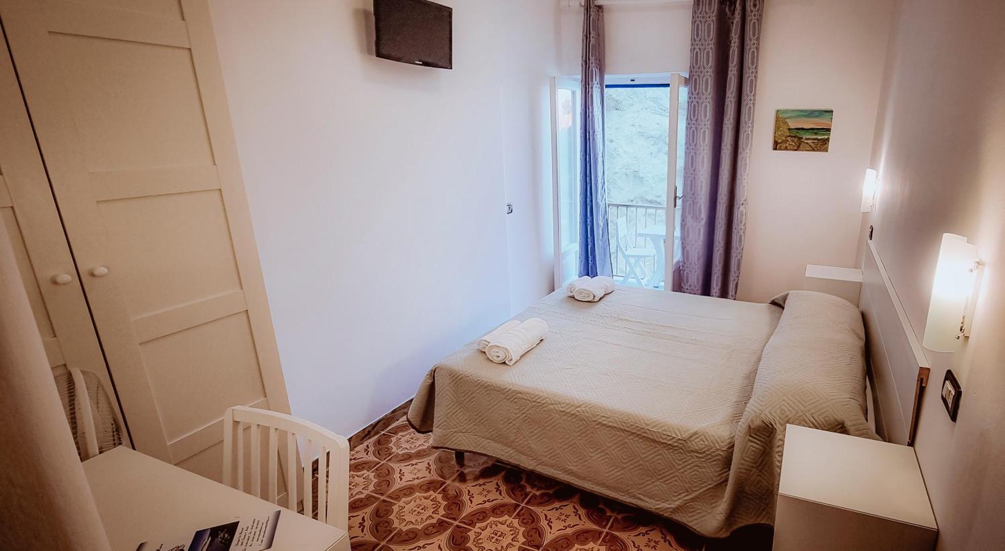 Hotel Regina Del Mare Barano dʼIschia Kamer foto