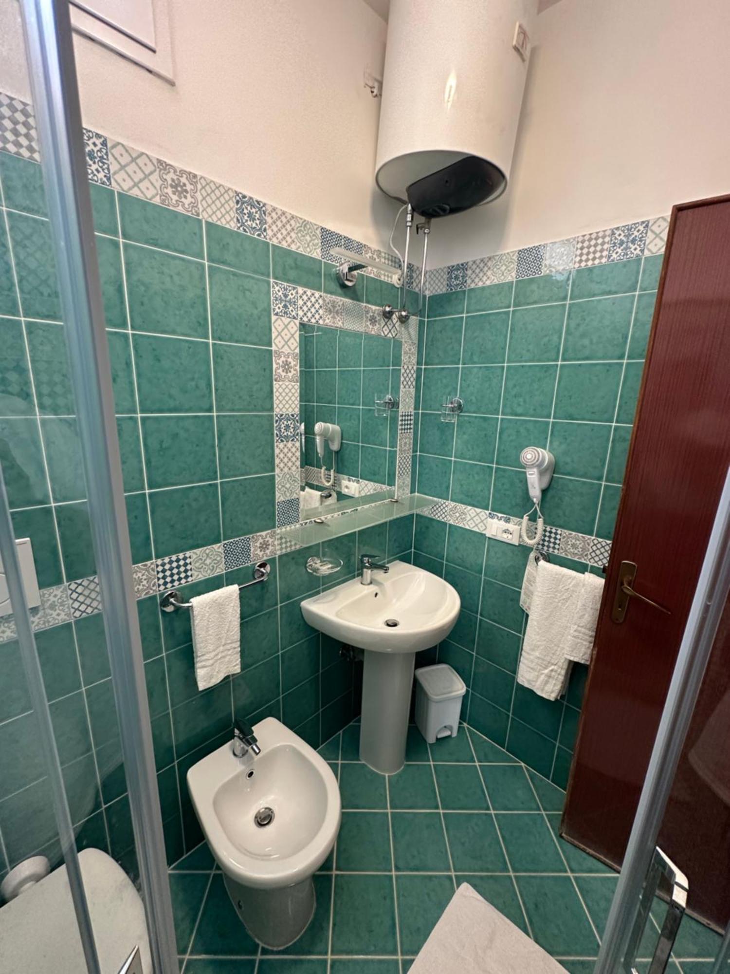 Hotel Regina Del Mare Barano dʼIschia Buitenkant foto