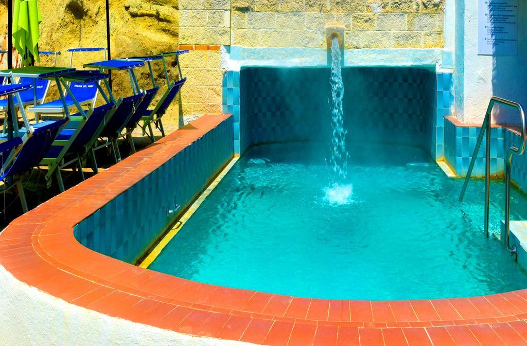 Hotel Regina Del Mare Barano dʼIschia Buitenkant foto