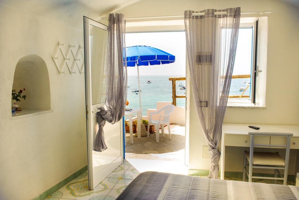Hotel Regina Del Mare Barano dʼIschia Buitenkant foto
