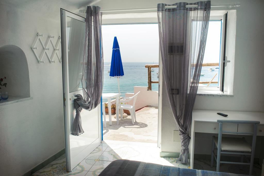 Hotel Regina Del Mare Barano dʼIschia Buitenkant foto